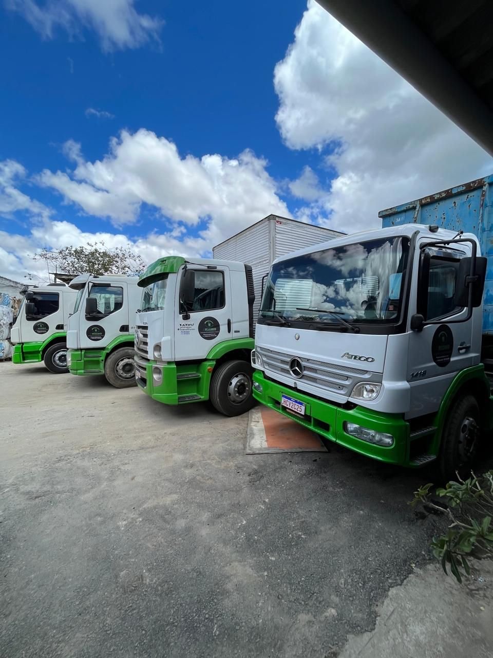 Imagem 1 - Transporte e locação de equipamentos